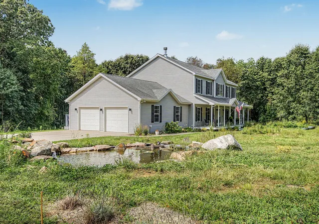Photo 4 of Single family home for sale at 8195 Frie Ave, Kalamazoo, MI 49009 | MLS# 55026046844 | Listing updated on 2026-09-09
