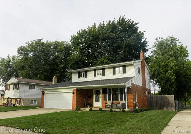Photo 3 of Single family home for sale at 1867 Wilshire St, Westland, MI 48186 | MLS# 20261071012 | Listing updated on 2026-09-05