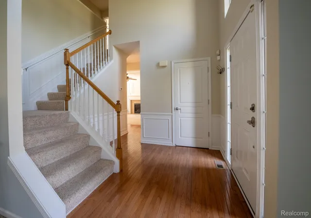 Photo 3 of Single family home for sale at 7195 Daisey Ln, Ypsilanti, MI 48197 | MLS# 20261071021 | Listing updated on 2026-09-12