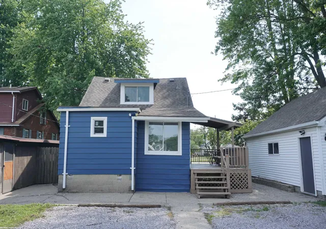 Photo 2 of Single family home for sale at 29455 S River Rd, Harrison Township, MI 48045 | MLS# 58050220693 | Listing updated on 2026-09-03