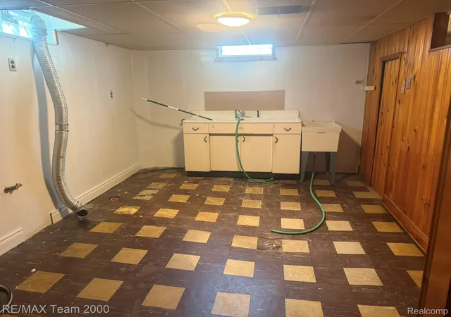 Photo 21 of Single family home for sale at 9023 Evergreen Ave, Detroit, MI 48228 | MLS# 20261071023 | Listing updated on 2026-09-16