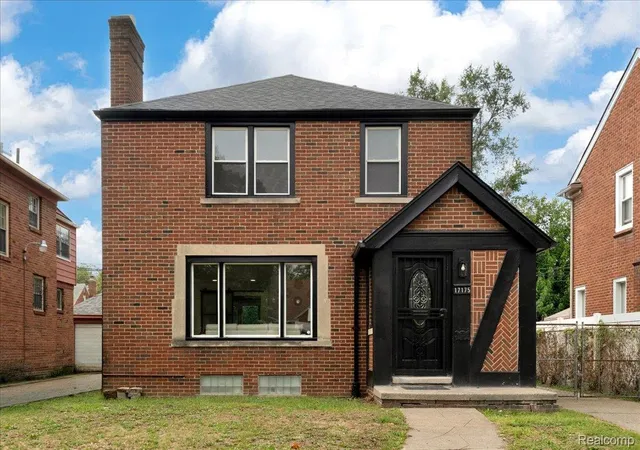 Photo 2 of Single family home for sale at 17175 Mendota St, Detroit, MI 48221 | MLS# 20261071024 | Listing updated on 2026-09-05