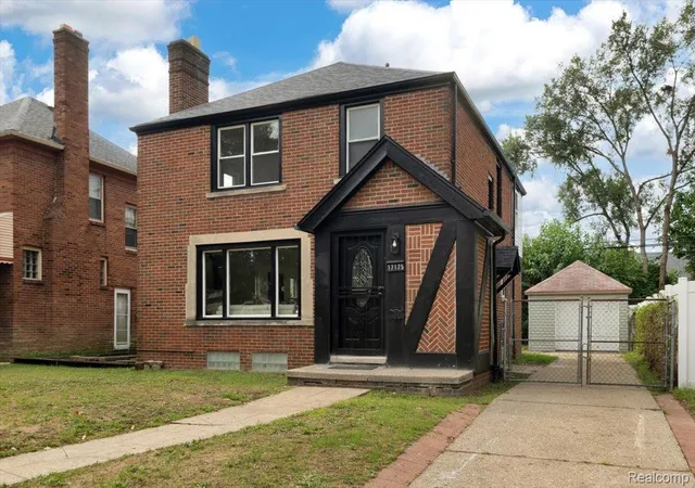 Photo 3 of Single family home for sale at 17175 Mendota St, Detroit, MI 48221 | MLS# 20261071024 | Listing updated on 2026-09-05