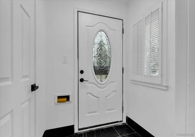 Photo 4 of Single family home for sale at 17175 Mendota St, Detroit, MI 48221 | MLS# 20261071024 | Listing updated on 2026-09-05