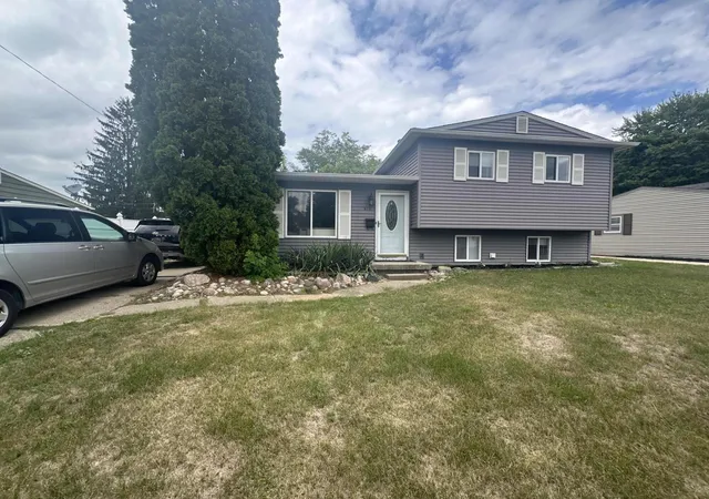 Photo 2 of Single family home for sale at 517 Clarion St, Clio, MI 48420 | MLS# 64026046851 | Listing updated on 2026-09-16