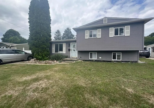 Photo 3 of Single family home for sale at 517 Clarion St, Clio, MI 48420 | MLS# 64026046851 | Listing updated on 2026-09-16