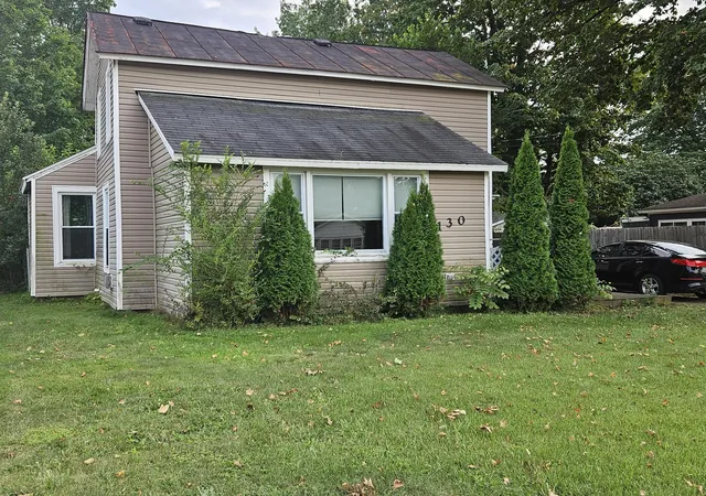 Photo 2 of Single family home for sale at 130 E Sycamore St, Wayland, MI 49348 | MLS# 65026046857 | Listing updated on 2026-09-17