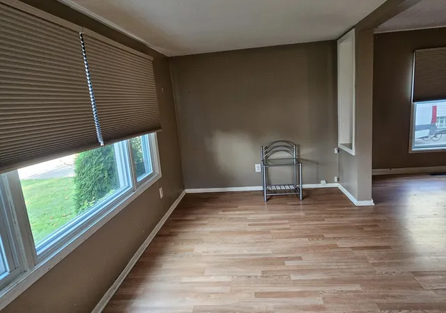 Photo 3 of Single family home for sale at 130 E Sycamore St, Wayland, MI 49348 | MLS# 65026046857 | Listing updated on 2026-09-17