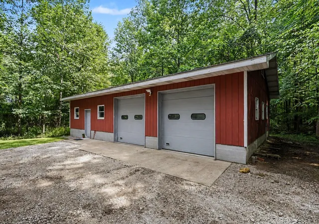 Photo 3 of Single family home for sale at 12537 S Wolcott, Sawyer, MI 49125 | MLS# 69026046859 | Listing updated on 2026-10-04
