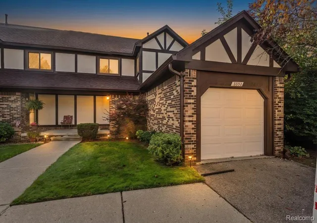 Photo 1 of Sale Pending at 3332 Heritage Pkwy, Dearborn, MI 48124 | MLS# 20261071036 | Listing updated on 2026-09-11