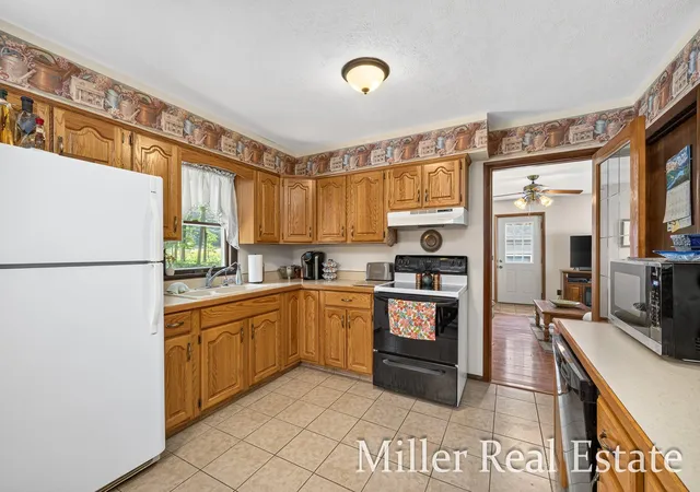 Photo 3 of Single family home for sale at 4695 Farrel Rd, Hastings, MI 49058 | MLS# 65026046866 | Listing updated on 2026-09-03