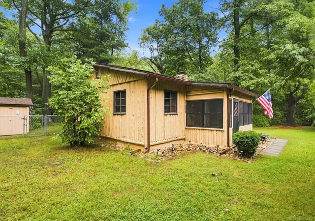 Photo 3 of Single family home for sale at 7275 Cottage Ln, Lexington, MI 48450 | MLS# 58050220699 | Listing updated on 2026-09-14