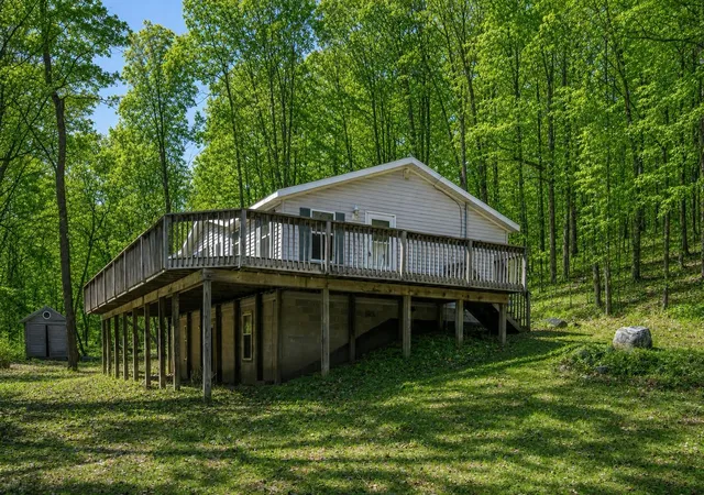 Photo 3 of Single family home for sale at 11153 Center Rd, Traverse City, MI 49686 | MLS# 78080073193 | Listing updated on 2026-09-06