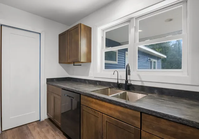 Photo 3 of Single family home for sale at 1974 N S Long Lake Rd, Traverse City, MI 49685 | MLS# 78080073196 | Listing updated on 2026-09-17