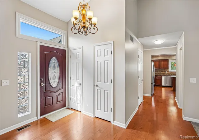 Photo 3 of Single family home for sale at 1781 S Shore Dr, Rochester Hills, MI 48307 | MLS# 20261071061 | Listing updated on 2026-09-15