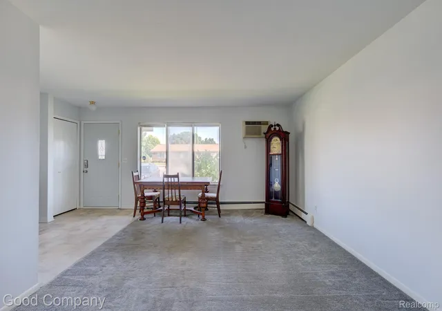 Photo 2 of House for sale at 25219 Potomac Dr, South Lyon, MI 48178 | MLS# 20261071067 | Listing updated on 2026-09-09