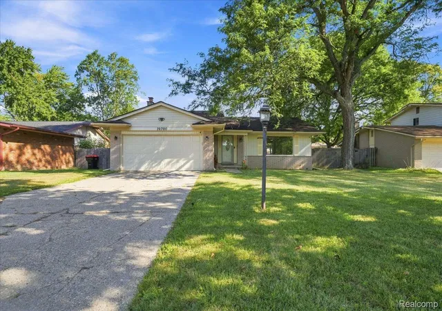 Photo 2 of Single family home for sale at 19700 Northbrook Dr, Southfield, MI 48076 | MLS# 20261071068 | Listing updated on 2026-09-05