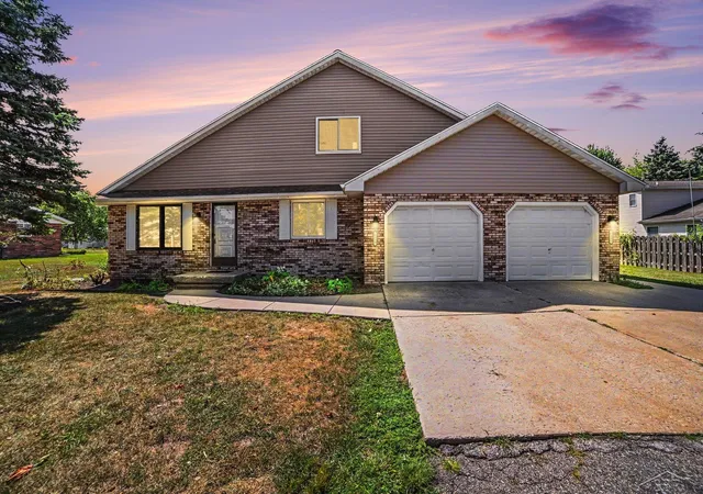 Photo 1 of Multi family home for sale at 6129 Weiss St, Saginaw, MI 48603 | MLS# 61050220712 | Listing updated on 2026-09-03