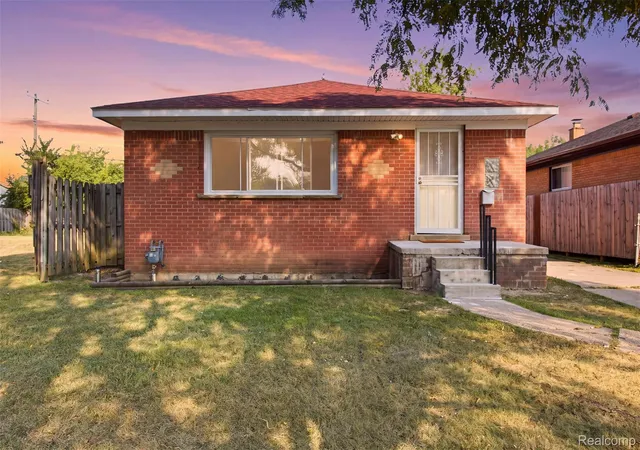 Photo 1 of Sale Pending at 17544 Evergreen Rd, Detroit, MI 48219 | MLS# 20261071080 | Listing updated on 2026-09-11