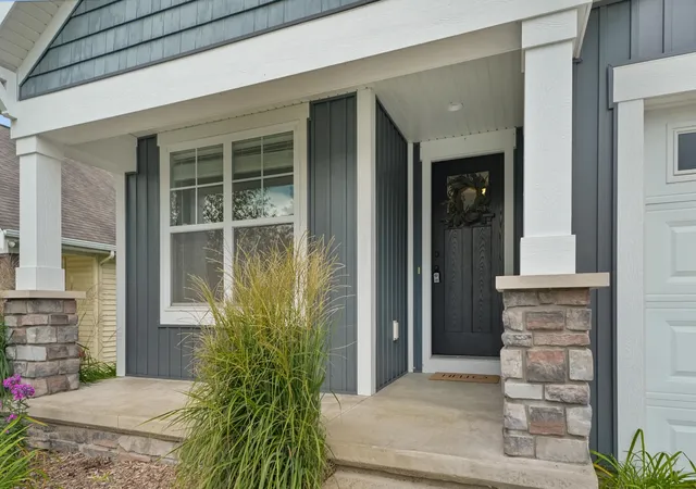 Listing Photo 1 - Condo for sale in building located at 7477 Hometown Ct SE, Caledonia, MI 49316