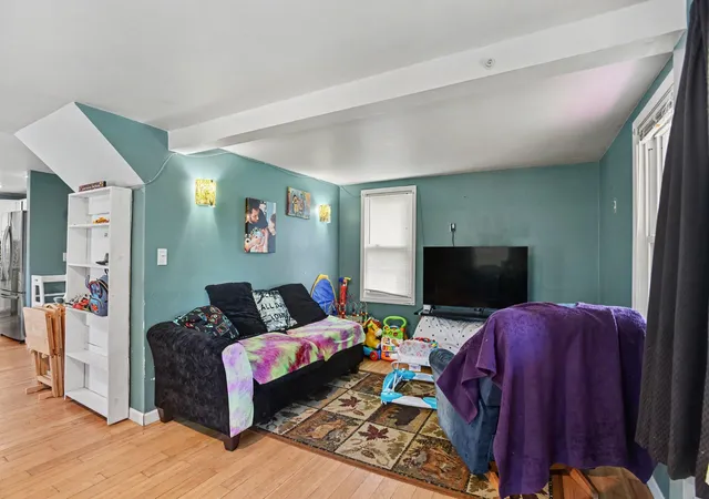 Photo 4 of Single family home for sale at 7043 Liggett St, Kalamazoo, MI 49048 | MLS# 65026046892 | Listing updated on 2026-09-03
