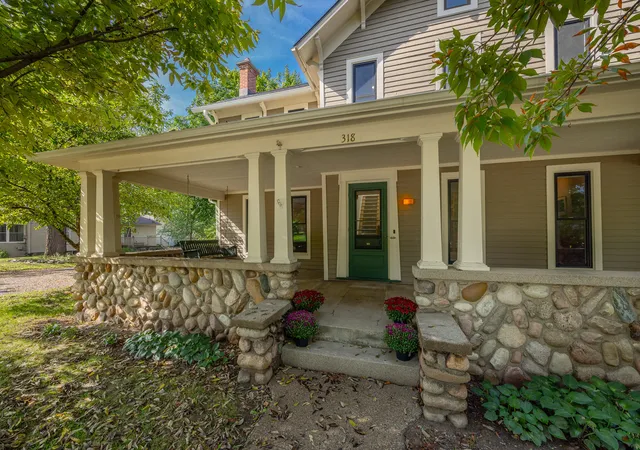 Single family home for sale at 318 Ann Arbor St, Manchester, MI 48158 | MLS# 81026046896