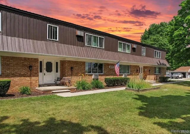 Photo 1 of Condo for sale at 1600 Oakland St #A-3, Saint Clair, MI 48079 | MLS# 20261071095 | Listing updated on 2026-09-04