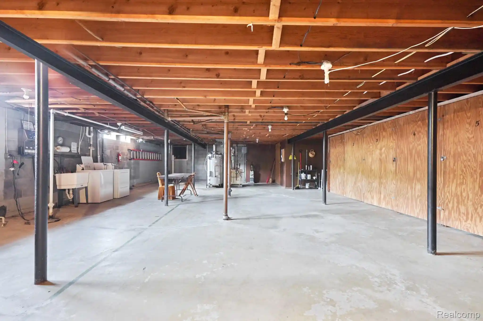 Listing Photo 14 - Condo for sale in 1600 Oakland St located at 1600 Oakland St, Saint Clair, MI 48079 - Unit #A-3
