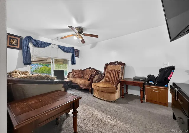 Photo 4 of Single family home for sale at 5418 Harding St, Dearborn Heights, MI 48125 | MLS# 20261071097 | Listing updated on 2026-09-13