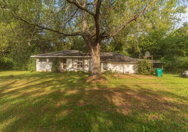 Photo 1 of Sale Pending at 8284 Stony Crk Rd, Ypsilanti, MI 48197 | MLS# 81026046899 | Listing updated on 2026-09-11