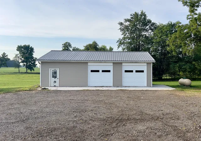 Photo 4 of Single family home for sale at 12407 Bliss Rd, Lake Odessa, MI 48849 | MLS# 65026046901 | Listing updated on 2026-09-18