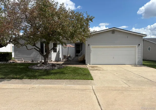 Photo 1 of Single family home for sale at 50020 Wedgewood Ct S, Shelby Township, MI 48315 | MLS# 20261071110 | Listing updated on 2026-09-10