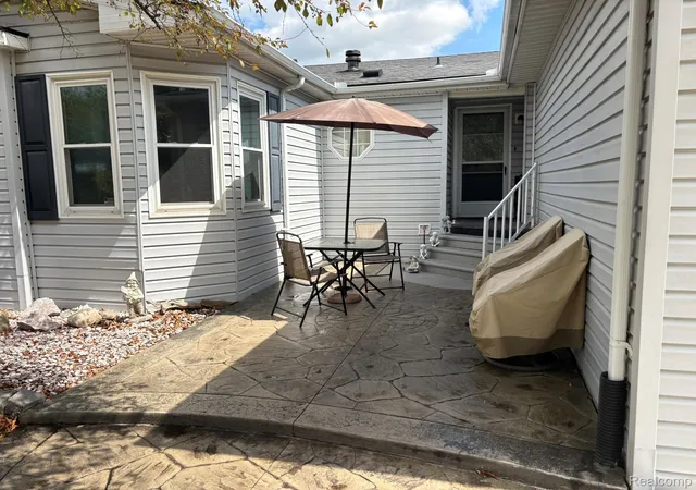 Photo 3 of Single family home for sale at 50020 Wedgewood Ct S, Shelby Township, MI 48315 | MLS# 20261071110 | Listing updated on 2026-09-10