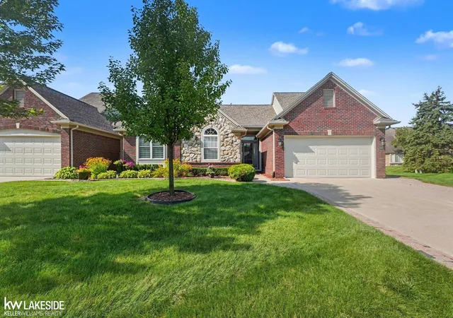 Photo 2 of Condo for sale at 52843 Sable Dr, Macomb, MI 48042 | MLS# 58050220722 | Listing updated on 2026-09-04