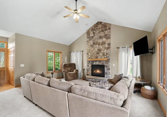 Photo 3 of Single family home for sale at 6799 E Rs Ave, Scotts, MI 49088 | MLS# 66026046908 | Listing updated on 2026-09-11