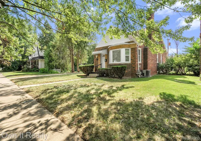 Photo 2 of Single family home for sale at 10031 Mercedes, Redford, MI 48239 | MLS# 20261071114 | Listing updated on 2026-09-04