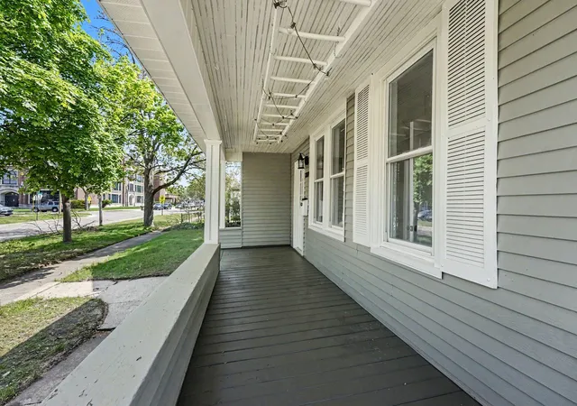 Photo 4 of Single family home for sale at 2269 Denmark St, Muskegon, MI 49441 | MLS# 65026046912 | Listing updated on 2026-09-09