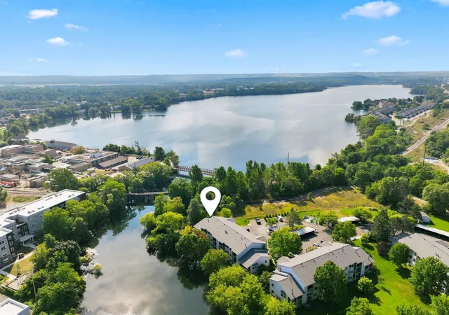 Photo 2 of Condo for sale at 641 Riverine Dr, Traverse City, MI 49684 | MLS# 78080073203 | Listing updated on 2026-09-10