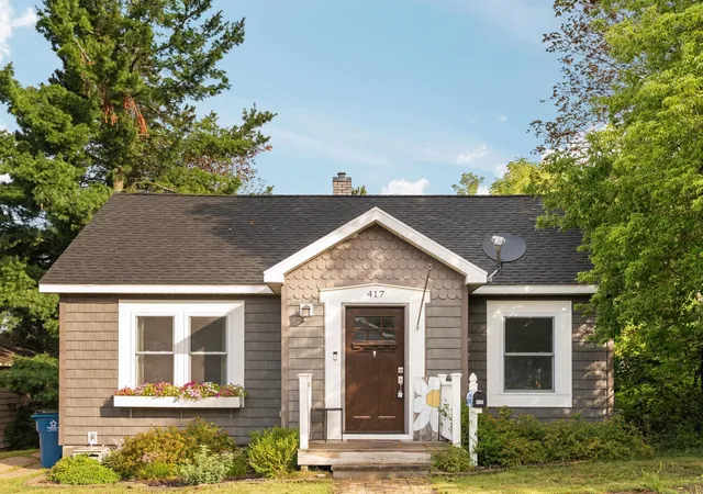 Photo 3 of Single family home for sale at 417 E North St, Cadillac, MI 49601 | MLS# 78080073204 | Listing updated on 2026-09-11