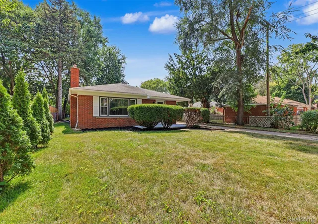 Photo 2 of Single family home for sale at 25175 W Chicago St, Redford, MI 48239 | MLS# 20261071139 | Listing updated on 2026-09-04