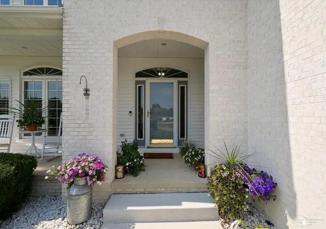 Photo 4 of Single family home for sale at 4973 Northfield Dr, Monroe, MI 48161 | MLS# 57050220731 | Listing updated on 2026-09-08