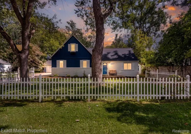 Photo 1 of Single family home for sale at 3149 Donley Ave, Rochester Hills, MI 48309 | MLS# 20261071144 | Listing updated on 2026-10-12