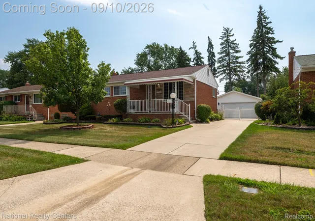Photo 1 of Sale Pending at 27923 Maplewood St, Garden City, MI 48135 | MLS# 20261071147 | Listing updated on 2026-09-24
