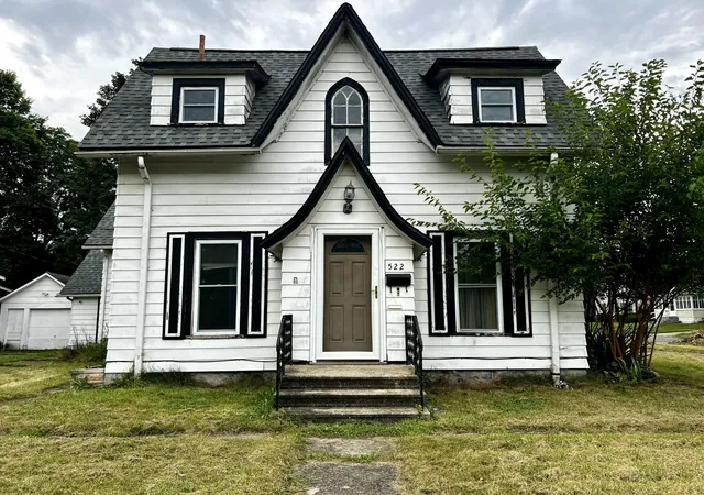 Single family home for sale at 522 Walnut St, Three Rivers, MI 49093 | MLS# 62026046932
