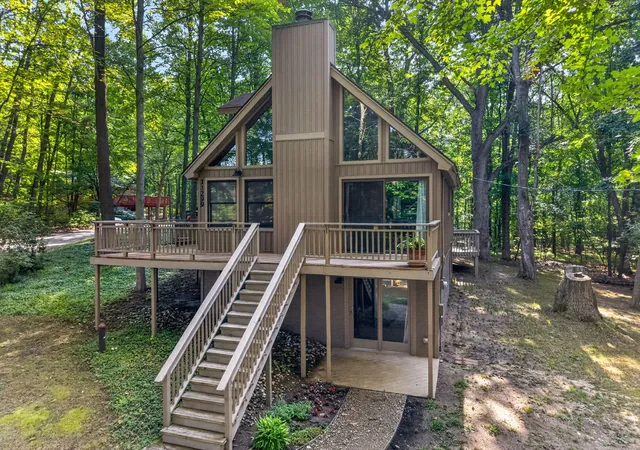 Photo 2 of Single family home for sale at 11299 Alpine Rd, Stanwood, MI 49346 | MLS# 72026046929 | Listing updated on 2026-09-03
