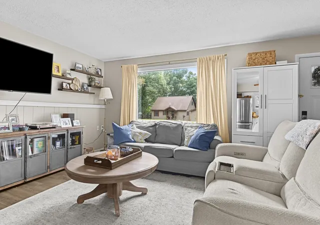 Photo 4 of Single family home for sale at 2465 Chandler Rd, Traverse City, MI 49696 | MLS# 78080073215 | Listing updated on 2026-09-11