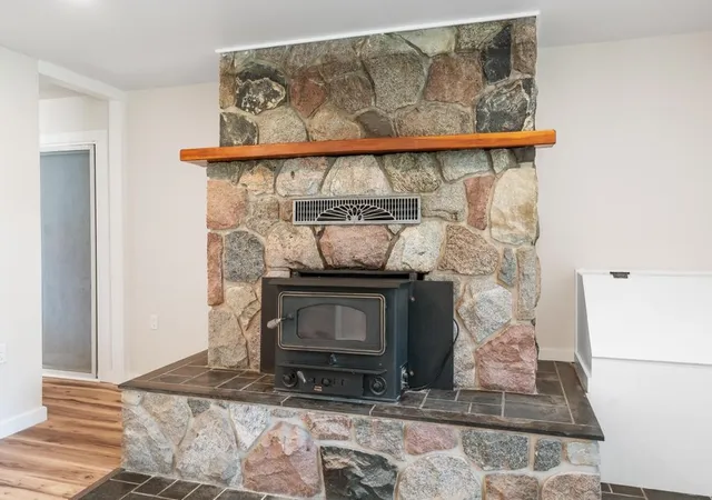 Photo 4 of Single family home for sale at 748 7th Street, East Jordan, MI 49727 | MLS# 78080073209 | Listing updated on 2026-09-06