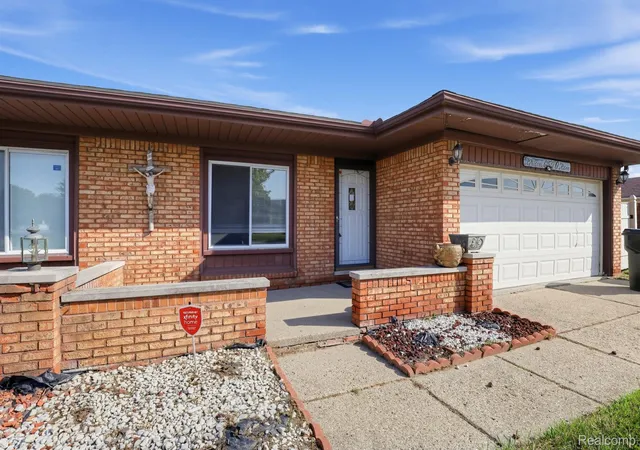 Photo 2 of Single family home for sale at 13803 Brougham Dr, Sterling Heights, MI 48312 | MLS# 20261071169 | Listing updated on 2026-09-11