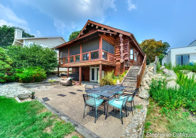 Photo 3 of Single family home for sale at 1601 Westwind Ct, Muskegon, MI 49445 | MLS# 71026046948 | Listing updated on 2026-09-03