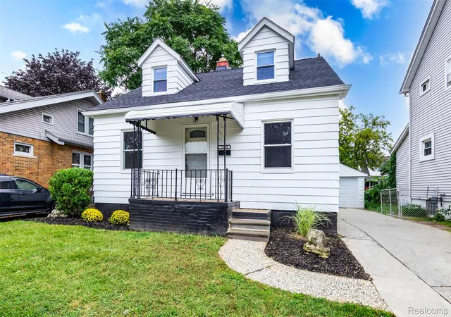 Photo 1 of Single family home for sale at 7239 Gronow, Center Line, MI 48015 | MLS# 20261071173 | Listing updated on 2026-09-11